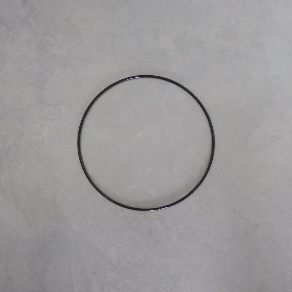 Kovový dekorační kruh antracit 15 cm, ideální pro mini věnce a kreativní dekorace